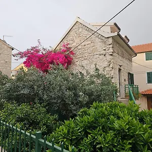  Apartment Franicevic