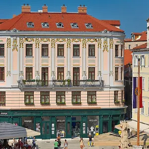 Royal Piazza Pensión
